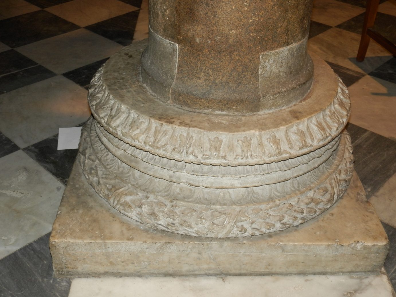 San Bartolomeo all'isola_Basilica_16.JPG